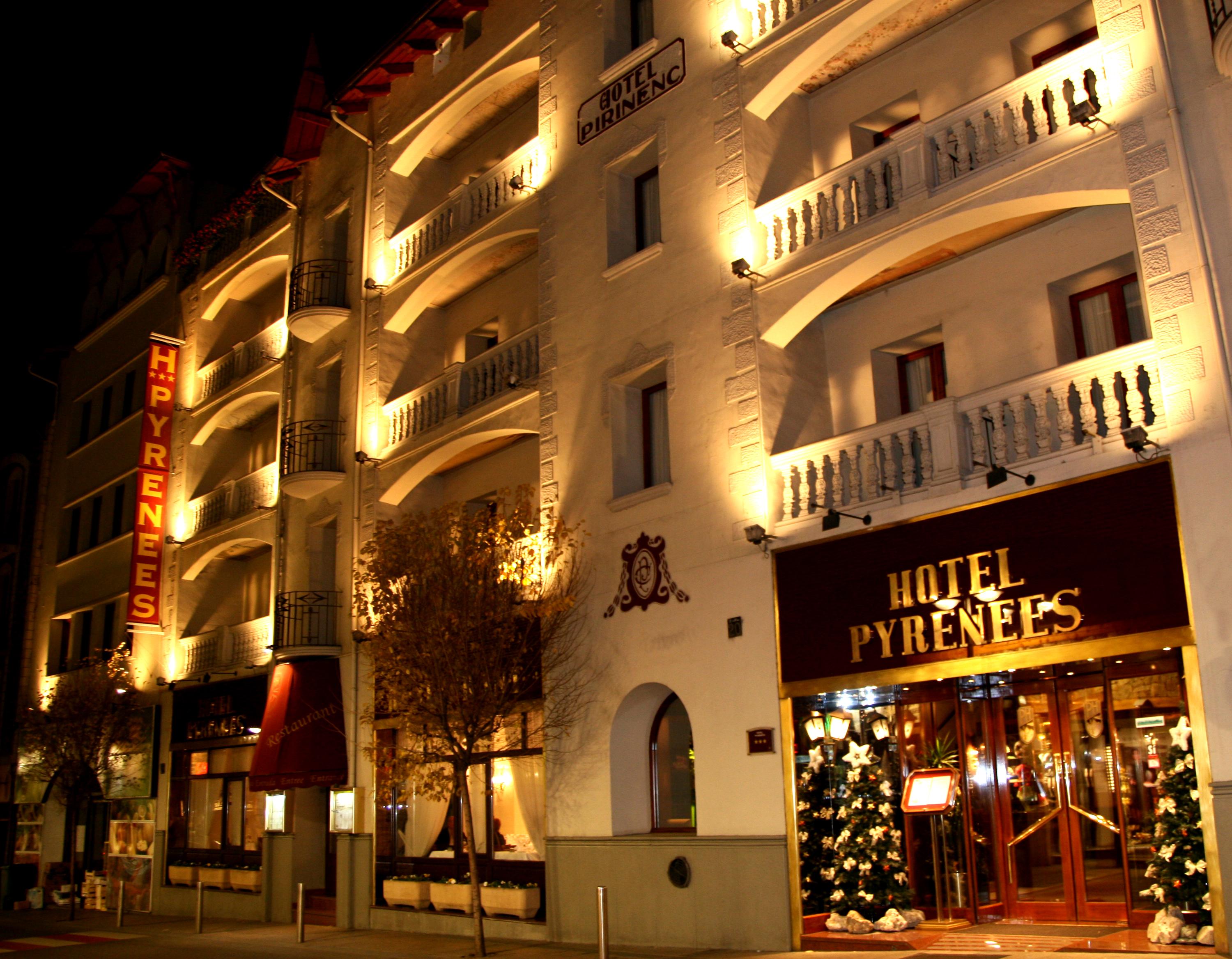 فندق أندورا لا فيلافي  هوتل بيرينيس المظهر الخارجي الصورة